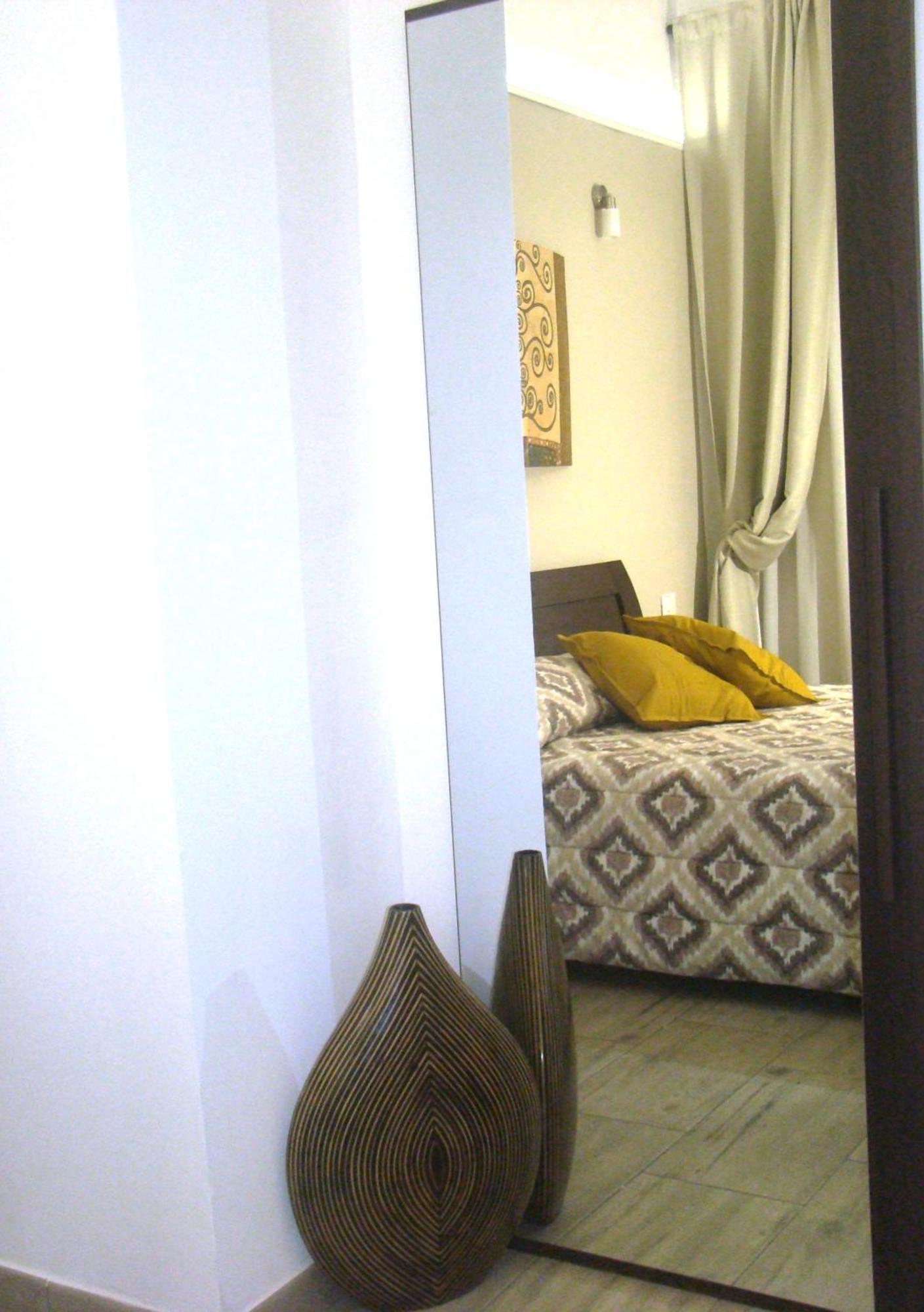 Exclusive House In The Center Apartment Catania Exterior photo
